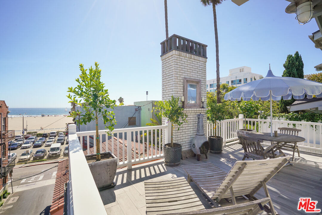 12 Seaview Terrace, Unit GUEST Santa Monica, CA 90401 - Photo 22 of 26