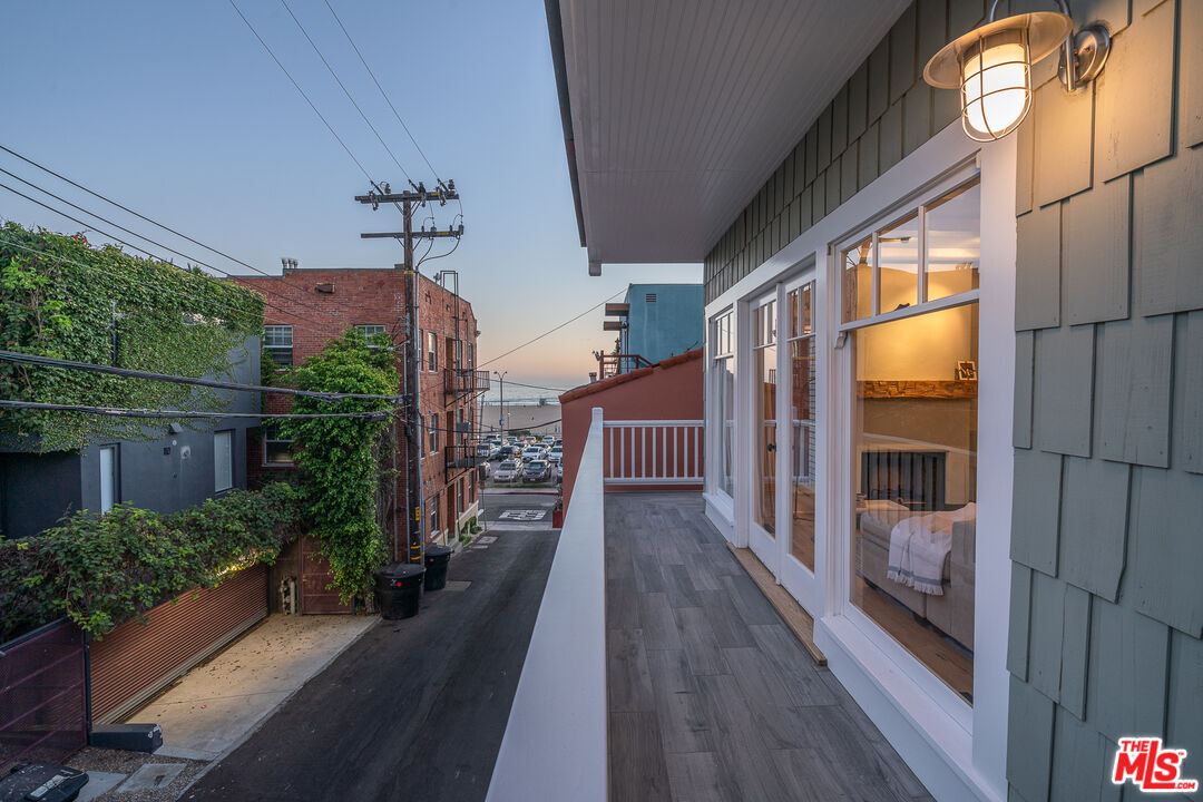 12 Seaview Terrace, Unit GUEST Santa Monica, CA 90401 - Photo 5 of 26