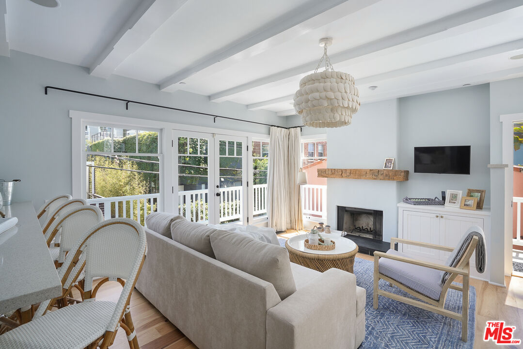 12 Seaview Terrace, Unit GUEST Santa Monica, CA 90401 - Photo 8 of 26