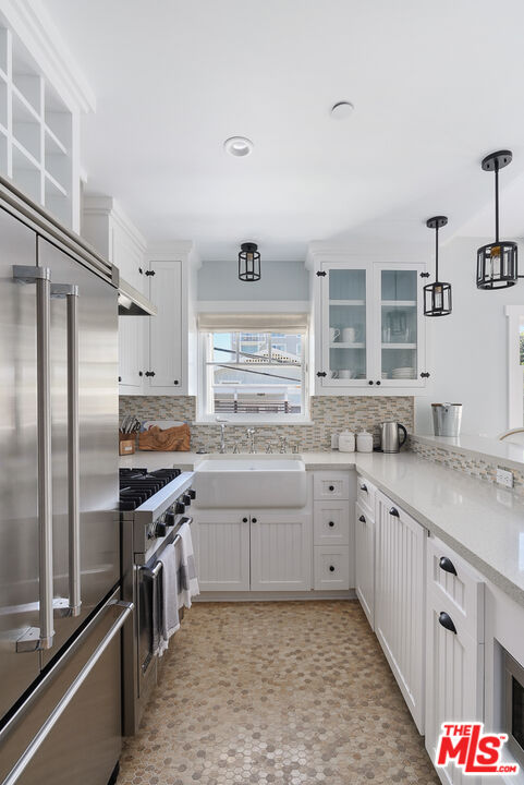 12 Seaview Terrace, Unit GUEST Santa Monica, CA 90401 - Photo 10 of 26