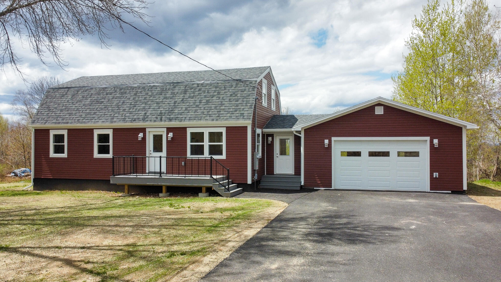 489 Enfield Road Lincoln, ME 04457 - Photo 2 of 37 1a