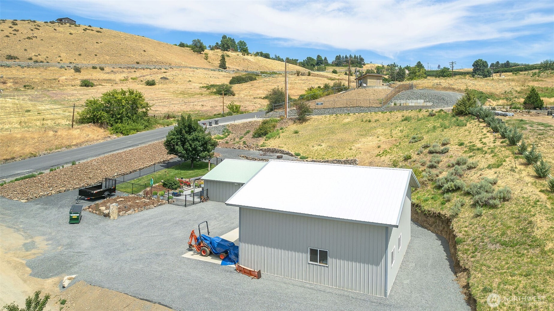 749 Wheeler Hill Road Wenatchee, WA 98801 - Photo 12 of 40