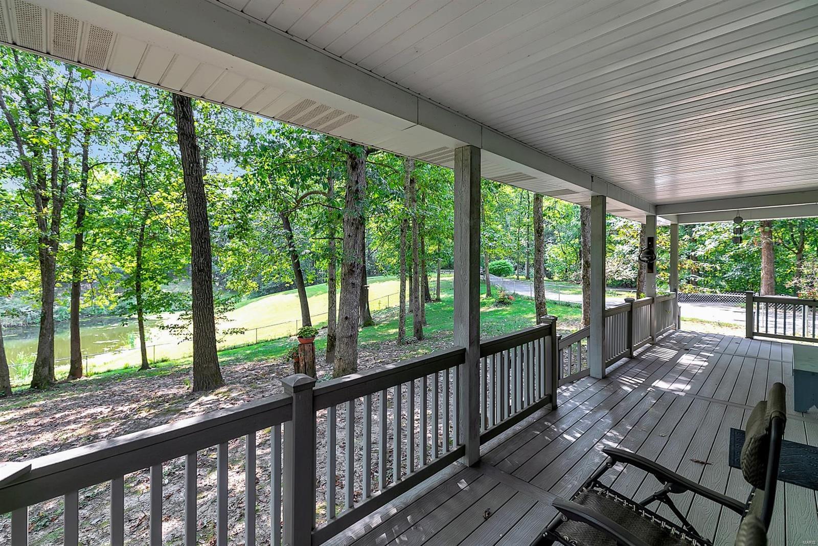8534 Schien Road Worden, IL 62097 - Photo 3 of 41
