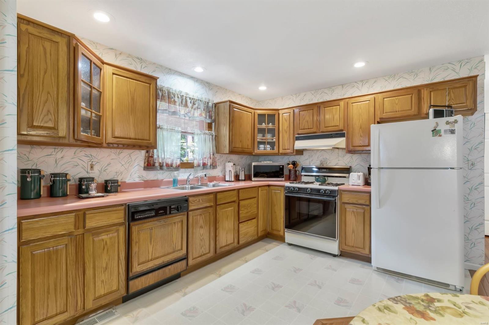 8534 Schien Road Worden, IL 62097 - Photo 36 of 41