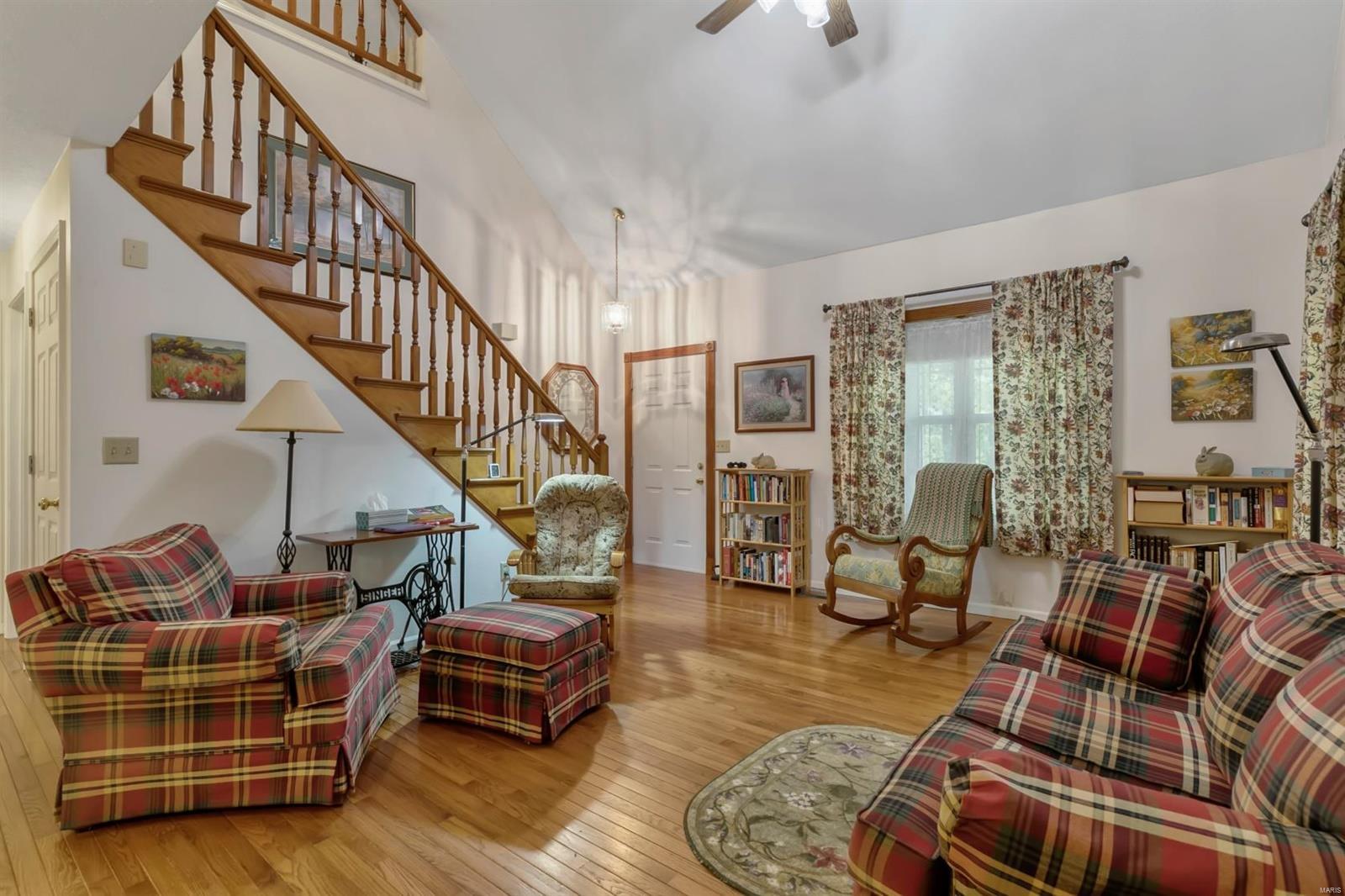 8534 Schien Road Worden, IL 62097 - Photo 7 of 41