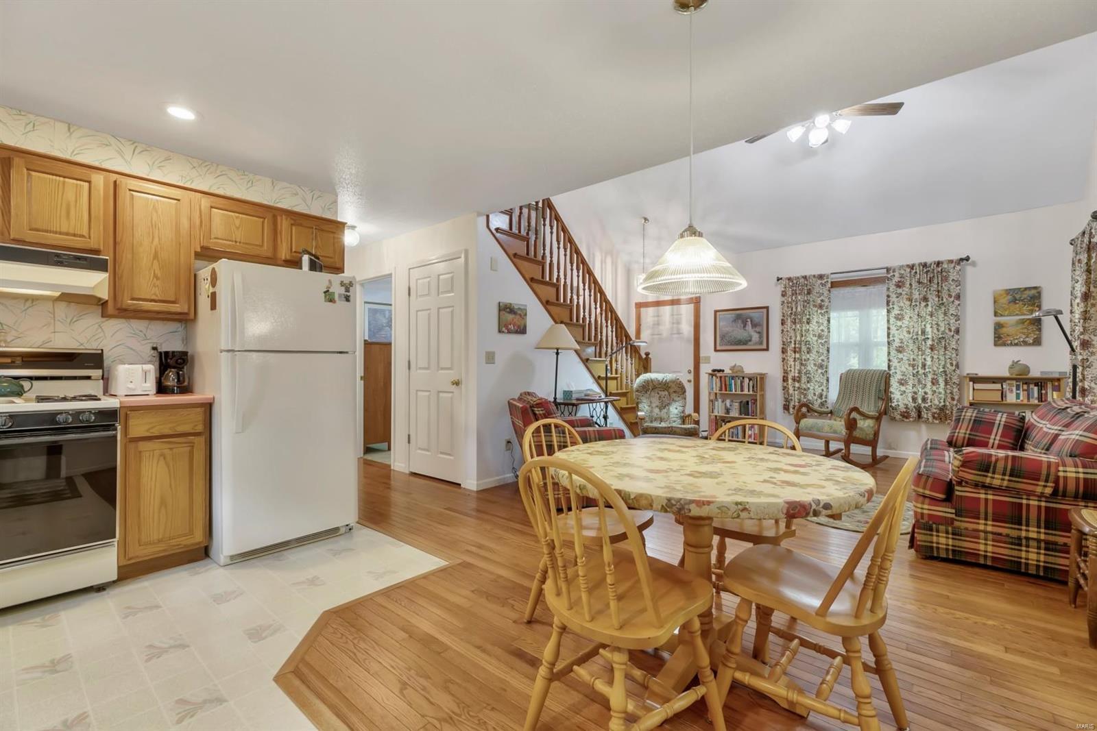 8534 Schien Road Worden, IL 62097 - Photo 10 of 41