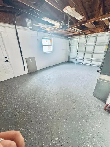 a view of a livingroom with furniture