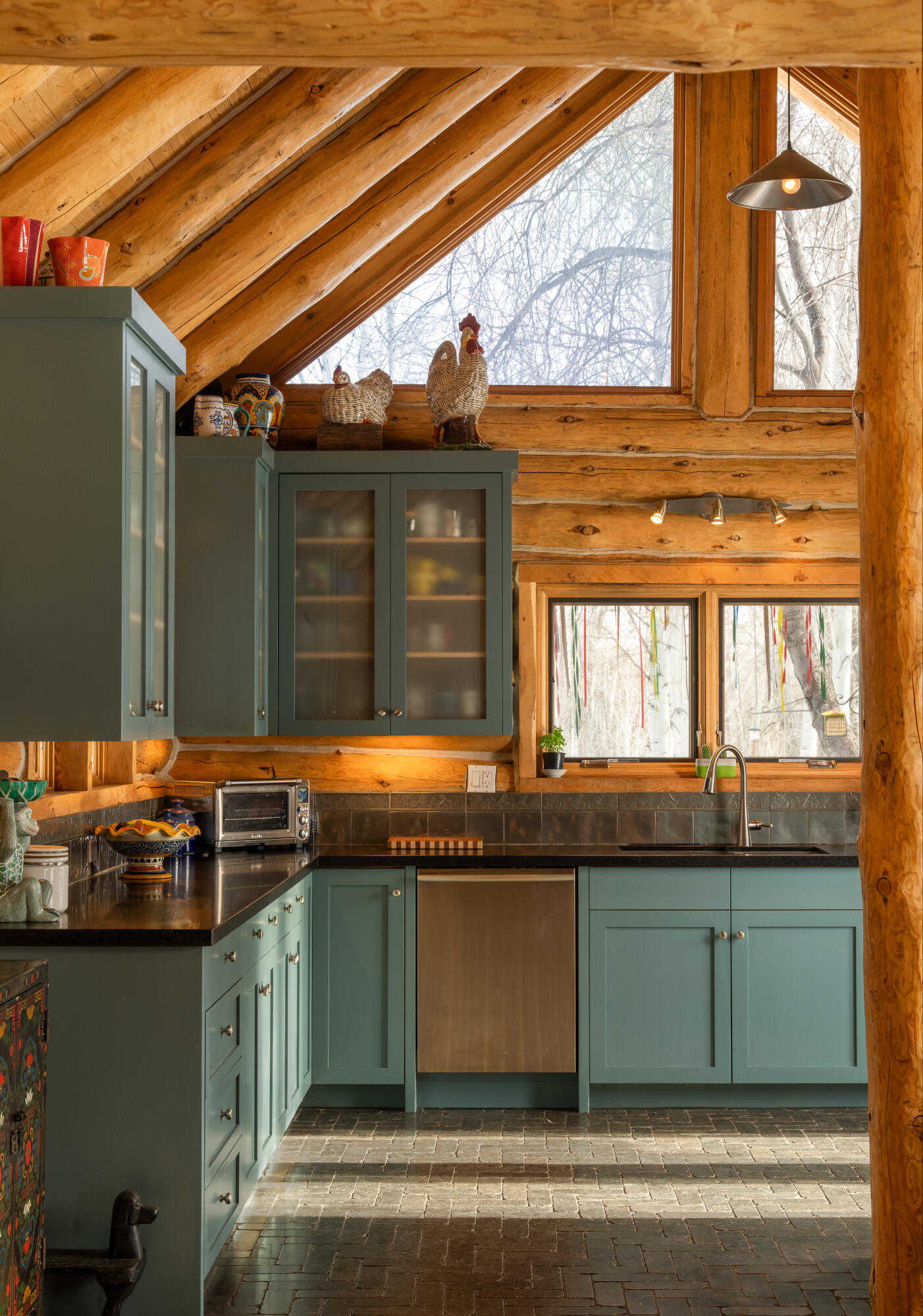 130 Black Bear Road Blaine County, ID 83340 - Photo 33 of 60 Modern Kitchen