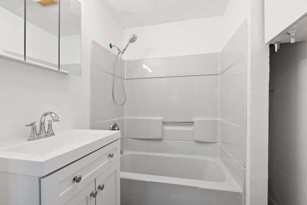 46 Hall Street Fall River, MA 02724 - Photo 24 of 27 Gallery Image 24
