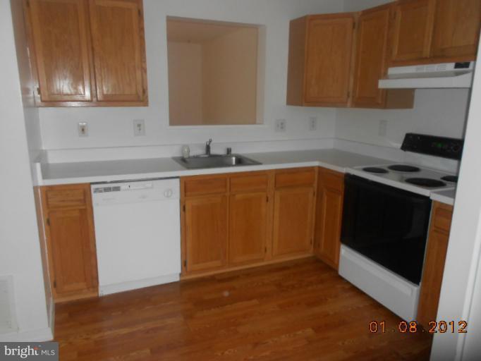 45288 Rumsford Lane California, MD 20619 - Photo 2 of 8 Kitchen