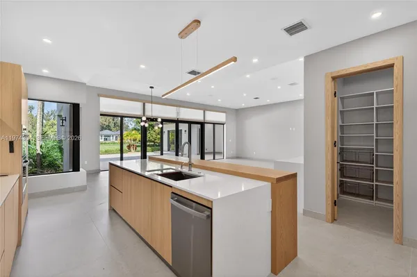 $5,990,000 | 14401 West Palomino Drive, Southwest Ranches, FL 33330