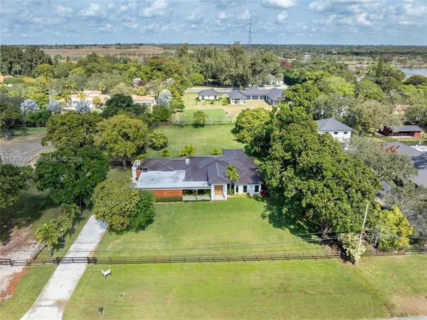 $5,990,000 | 14401 West Palomino Drive, Southwest Ranches, FL 33330