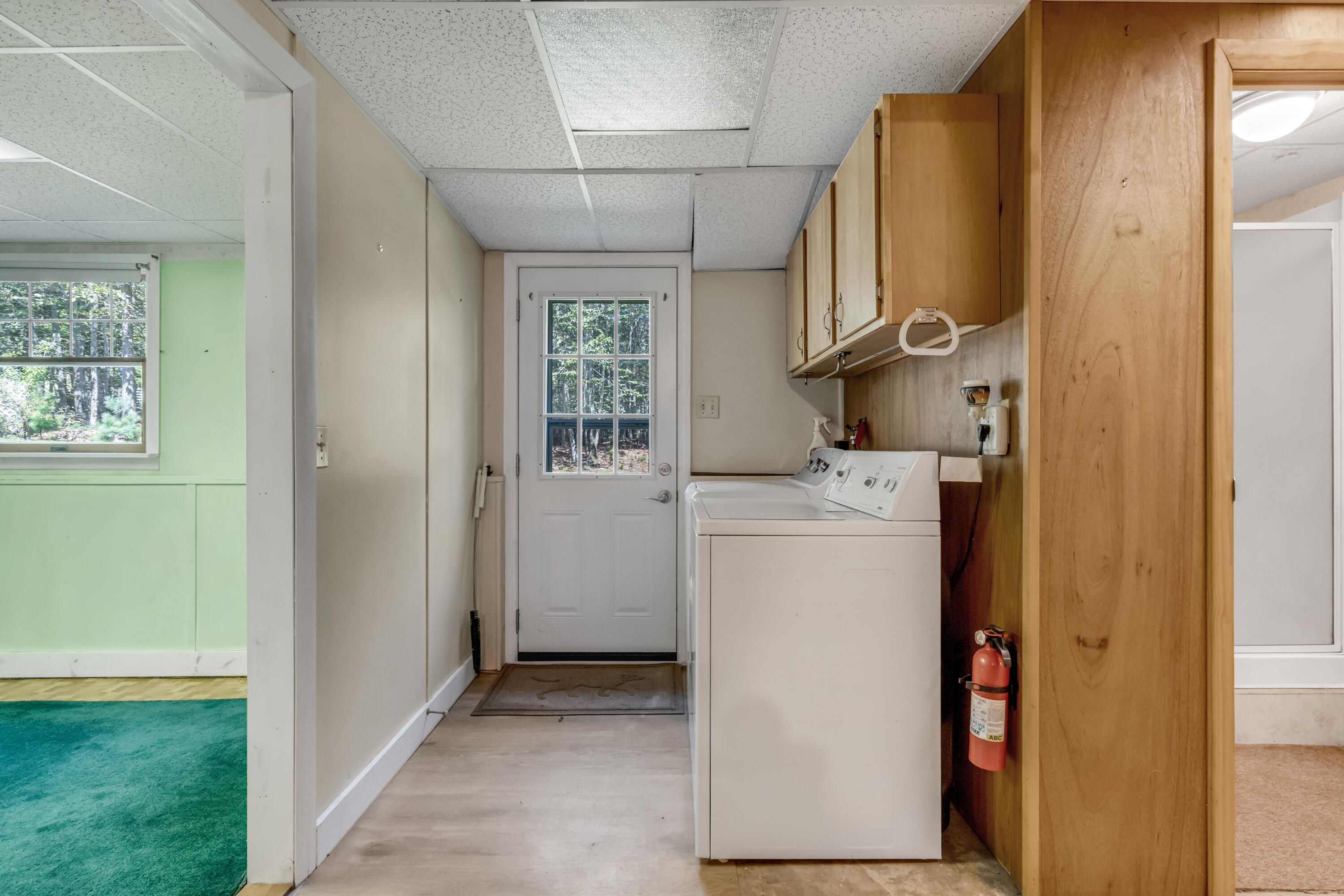 34 Highland Road Standish, ME 04084 - Photo 11 of 67 Laundry Area