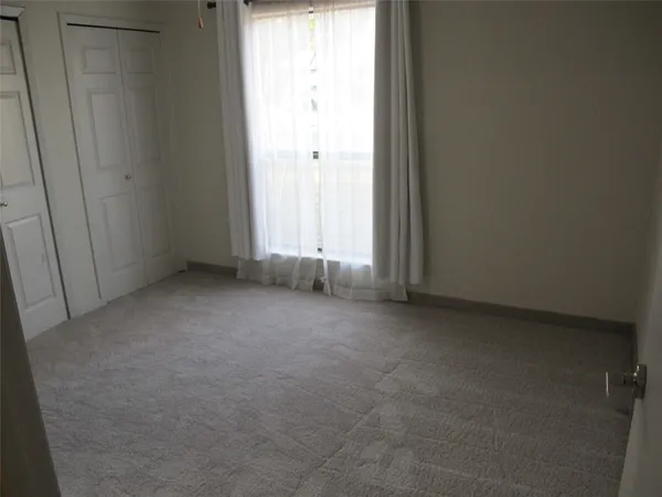 $2,095 | 4907 Richmond Avenue, Austin, TX 78745