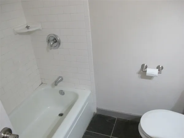 $2,095 | 4907 Richmond Avenue, Austin, TX 78745