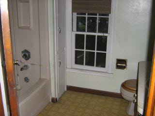 2422 West Temperance Road Temperance, MI 48182 - Photo 9 of 10 276188-8.JPG
