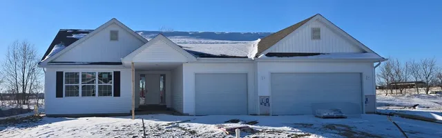 $331,415 | 543 Sycamore Street, Poplar Grove, IL 61065