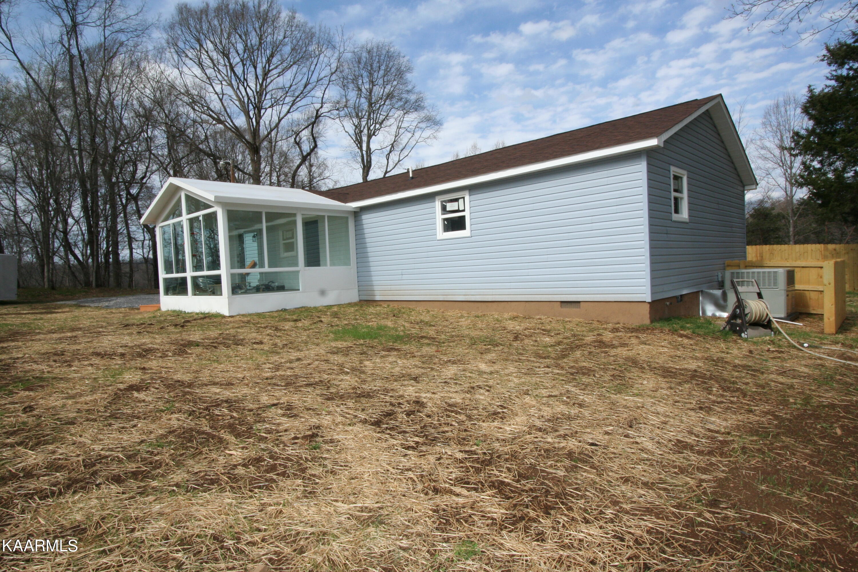 501 Wallace Road Luttrell, TN 37779 - Photo 2 of 38 Rear/Left Side