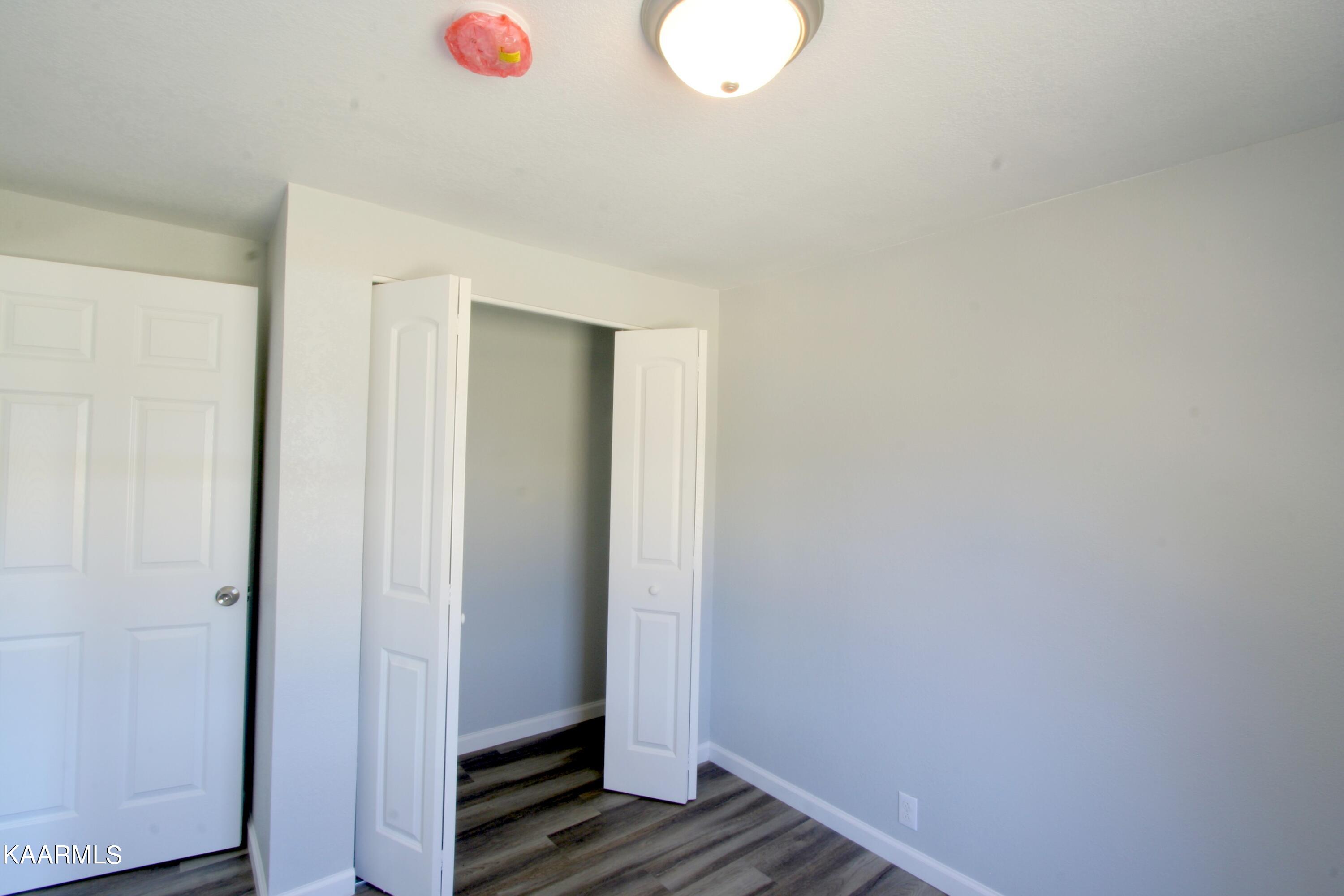 501 Wallace Road Luttrell, TN 37779 - Photo 8 of 38 3rd Bedroom X
