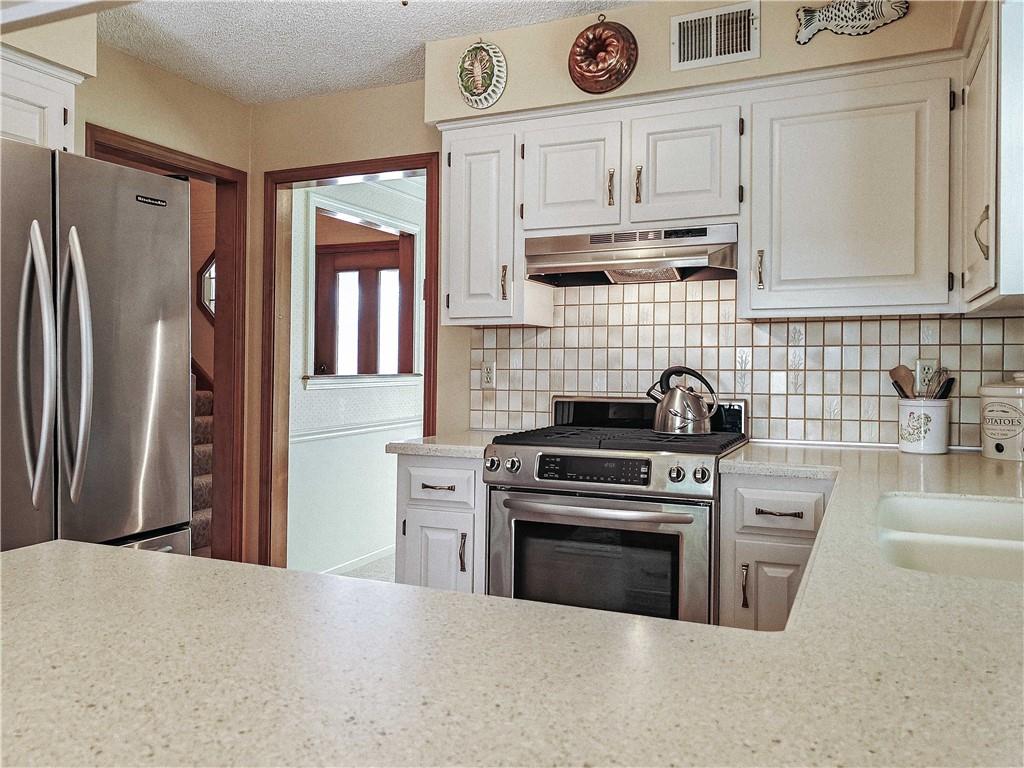 10560 Noland Road Lenexa, KS 66215 - Photo 17 of 44