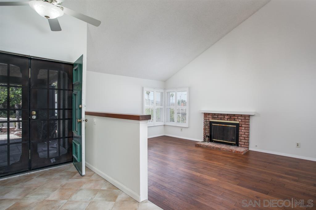 11030 Crystal Springs Road Santee, CA 92071 - Photo 4 of 24