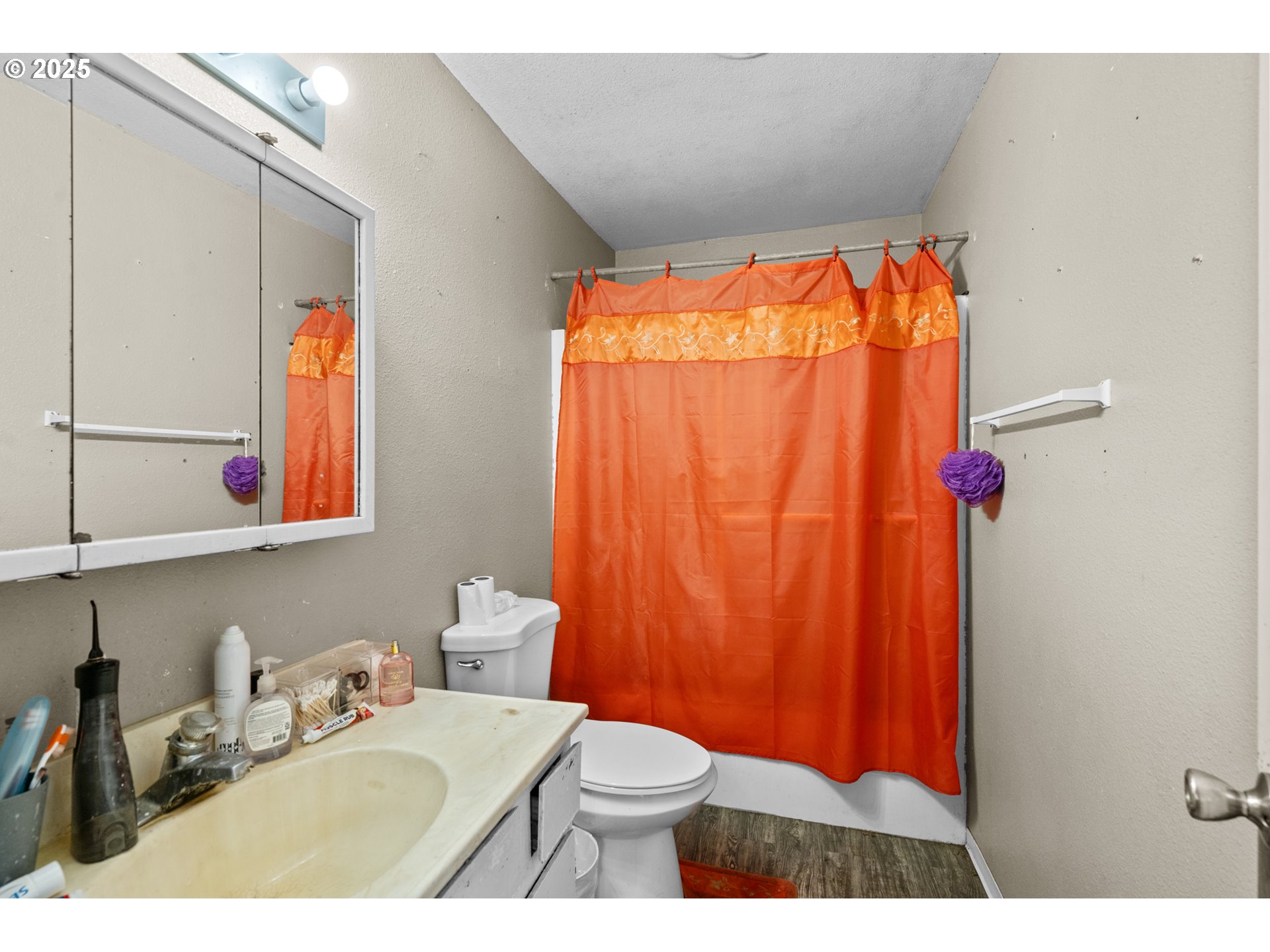 1675 Northwest 11th Street Hermiston, OR 97838 - Photo 4 of 33