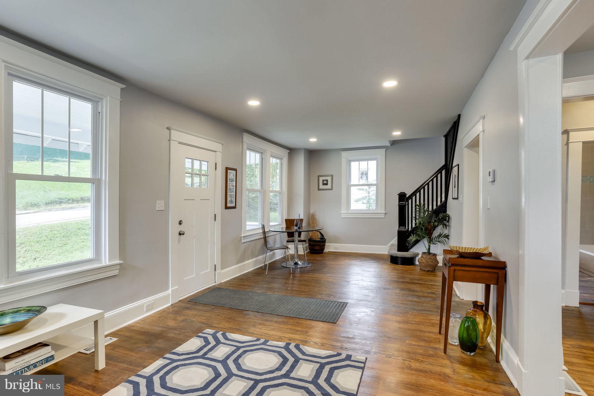 14 Charles Road Linthicum Heights, MD 21090 - Photo 4 of 30 Living Room