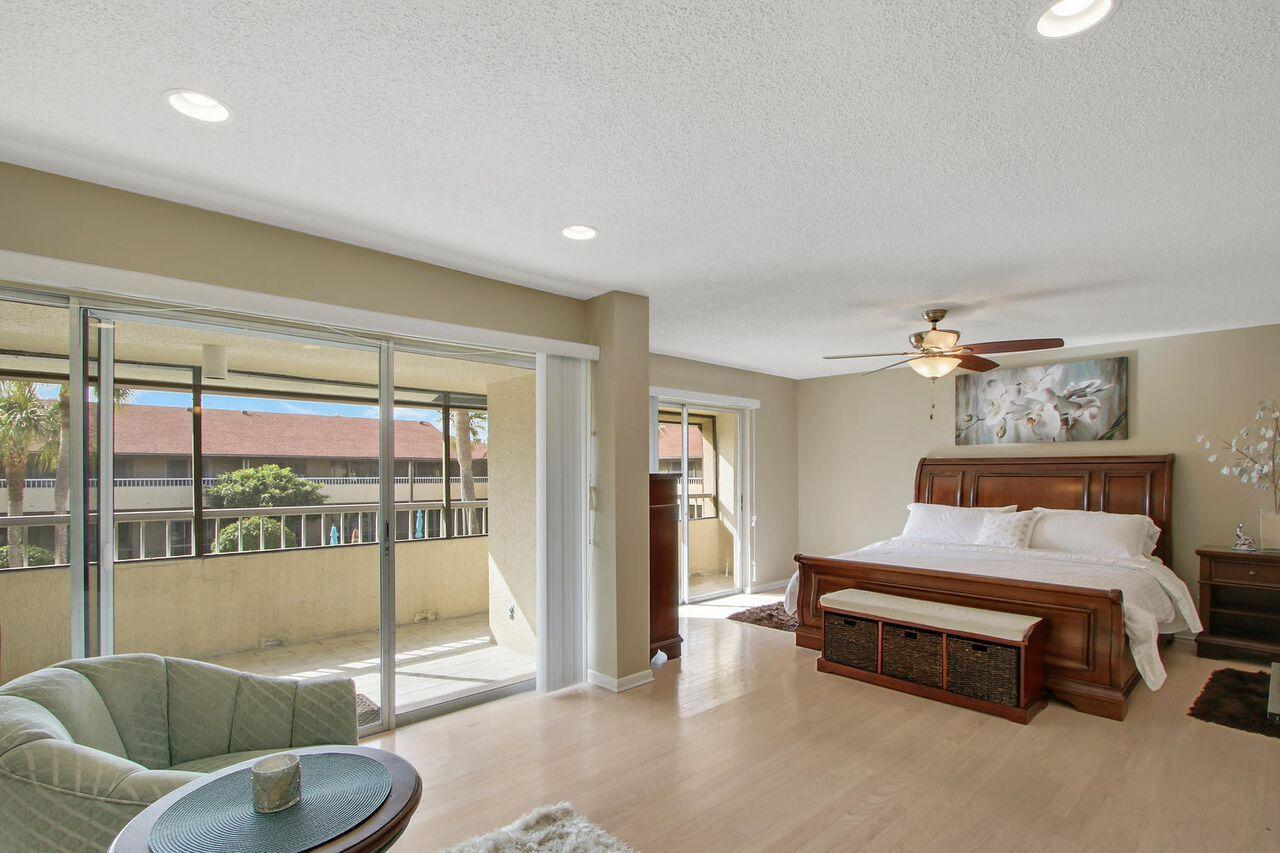 1100 Surf Road, Unit 205 Riviera Beach, FL 33404 - Photo 14 of 20 1100 Surf Rd West Palm Beach-large-011-1