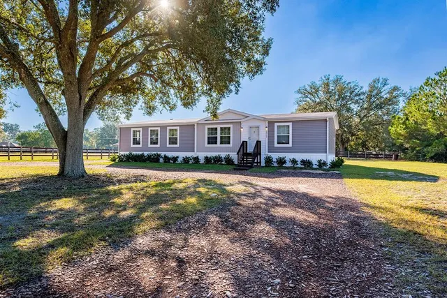 $265,000 | 19750 Southeast 30th Street, Morriston, FL 32668
