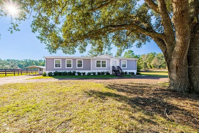 $265,000 | 19750 Southeast 30th Street, Morriston, FL 32668