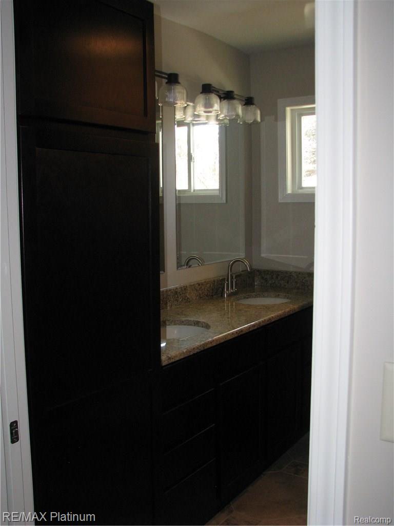 237 South Baldwin Road Oxford, MI 48371 - Photo 14 of 46 IMG_4441.JPG