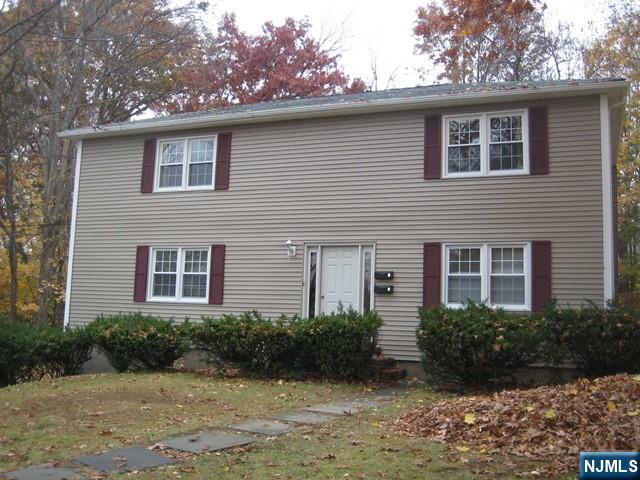 115 2nd Street, Unit B Mahwah, NJ 07430 - Photo 2 of 8