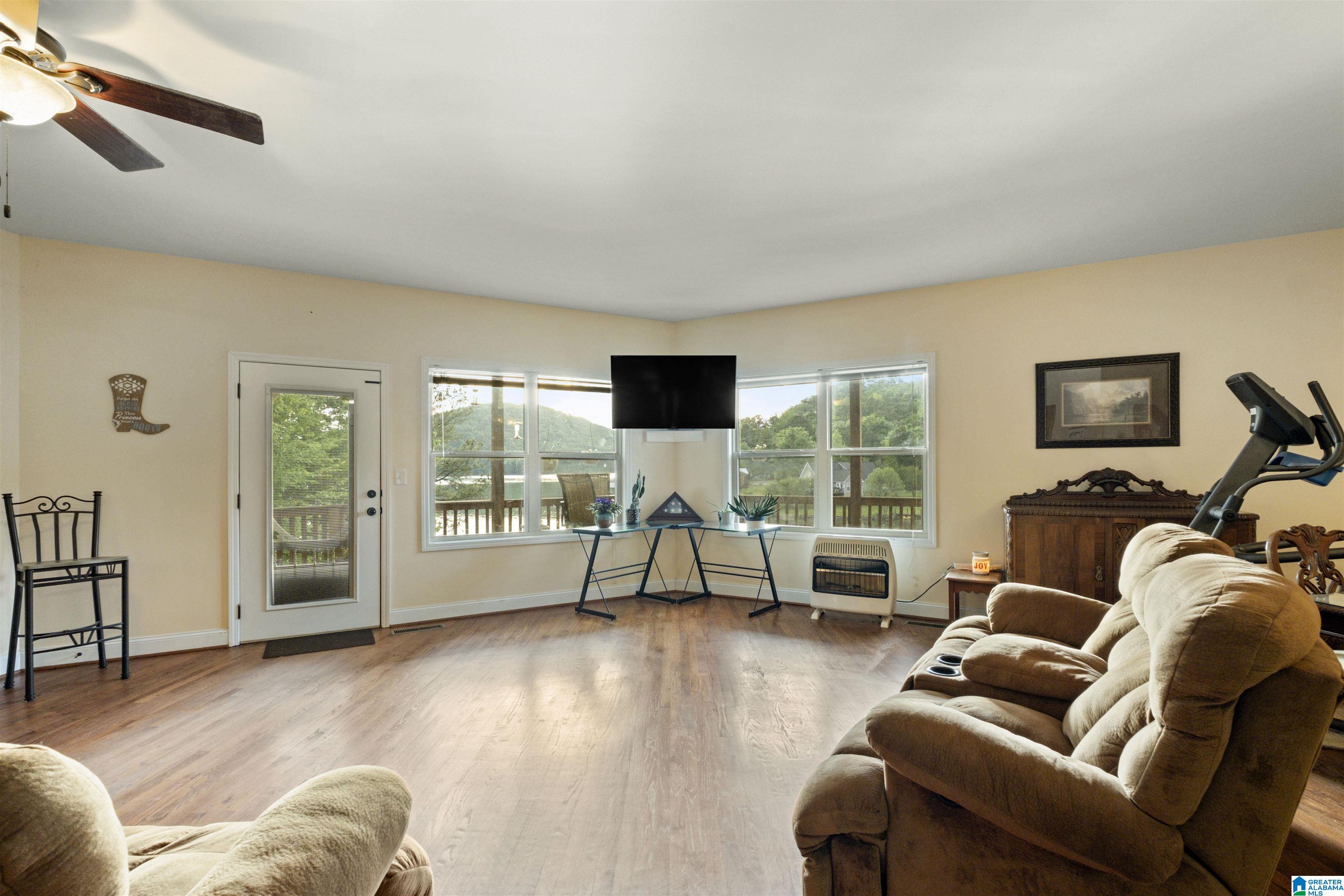 202 Cherry Street Ohatchee, AL 36271 - Photo 3 of 71