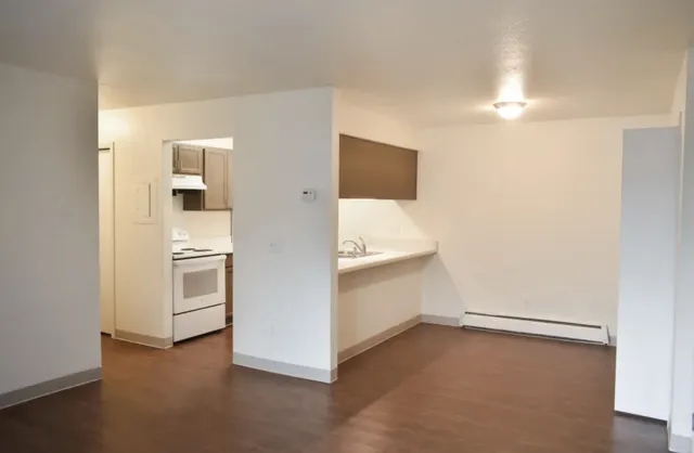 $815 | 839 South Clinton Street, Stockbridge, MI 49285