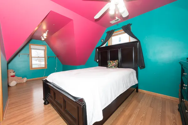 $559,000 | 3916 North Pontiac Avenue, Chicago, IL 60634