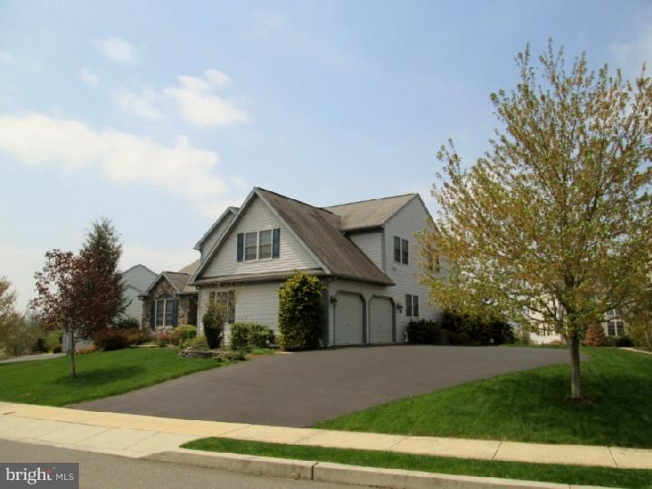 52 Connecticut Avenue Sinking Spring, PA 19608 - Photo 4 of 22 Gallery Image 4