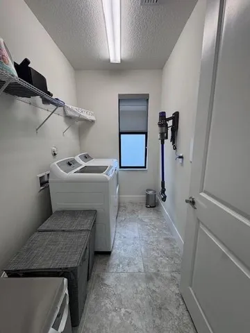 $4,600 | 7289 Stella Ln Lake, Lake Worth, FL 33463