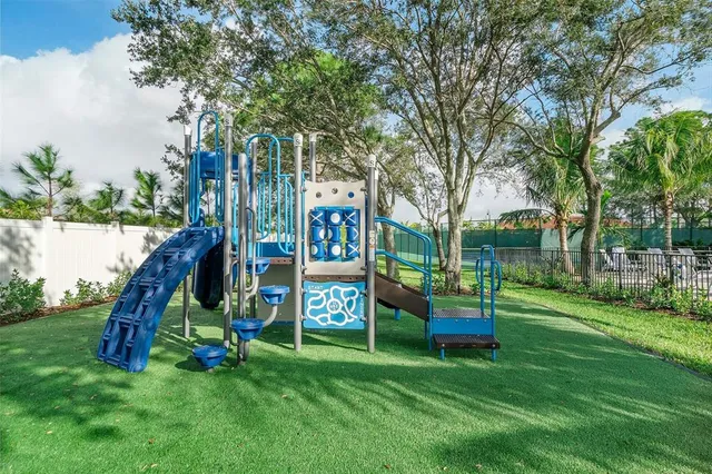 $4,600 | 7289 Stella Ln Lake, Lake Worth, FL 33463