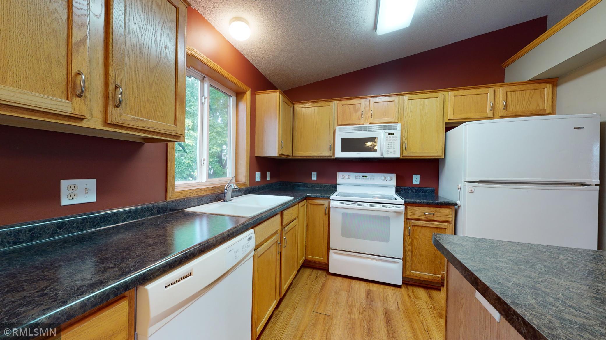 2520 62nd Street Northwest Rochester, MN 55901 - Photo 11 of 32 Gallery Image 11