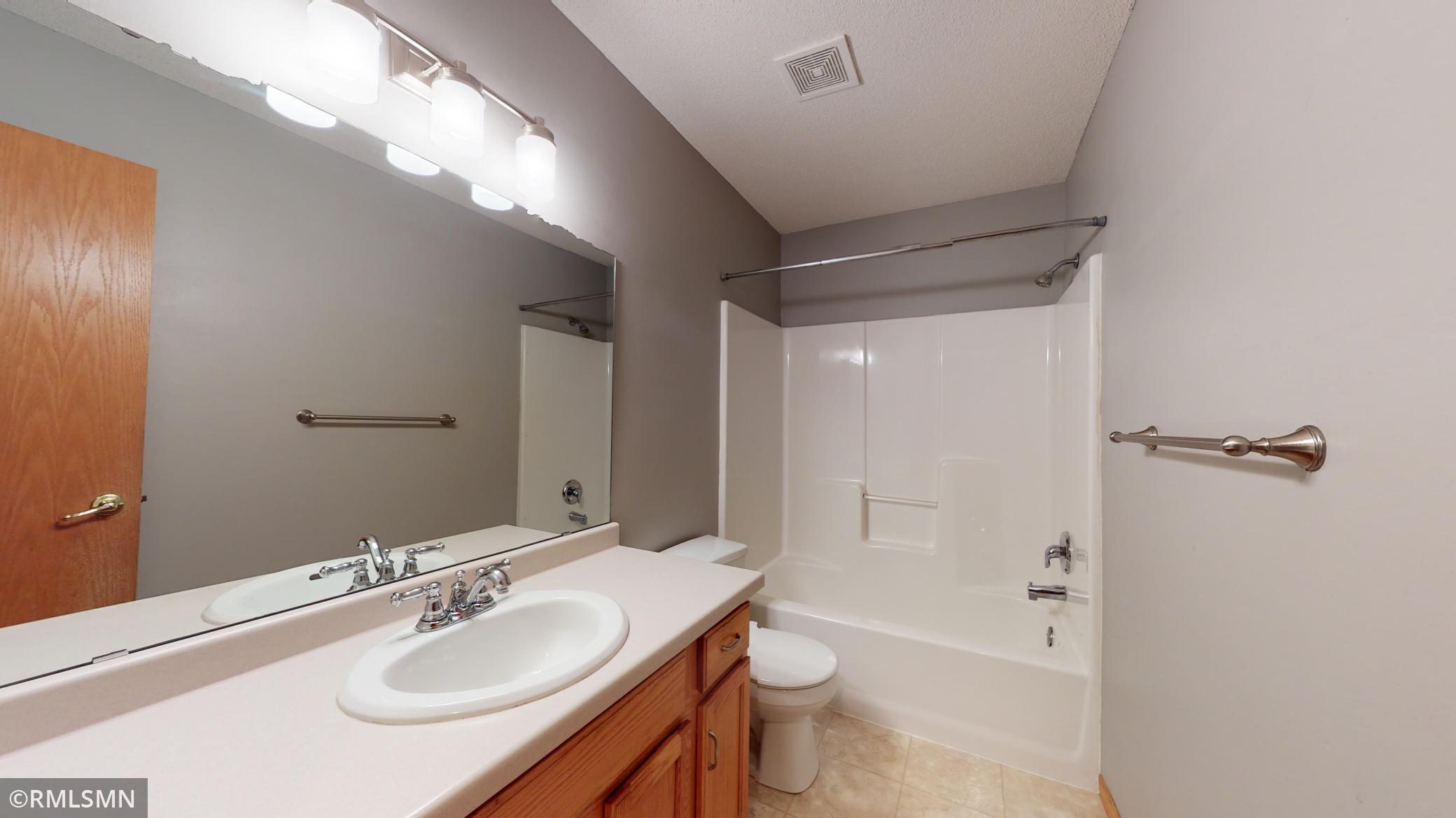 2520 62nd Street Northwest Rochester, MN 55901 - Photo 12 of 32 Gallery Image 12