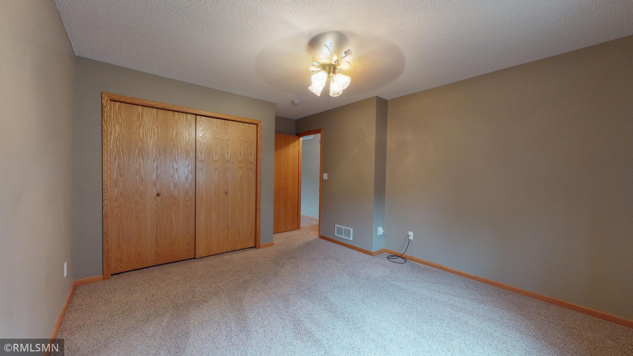 2520 62nd Street Northwest Rochester, MN 55901 - Photo 14 of 32 Gallery Image 14