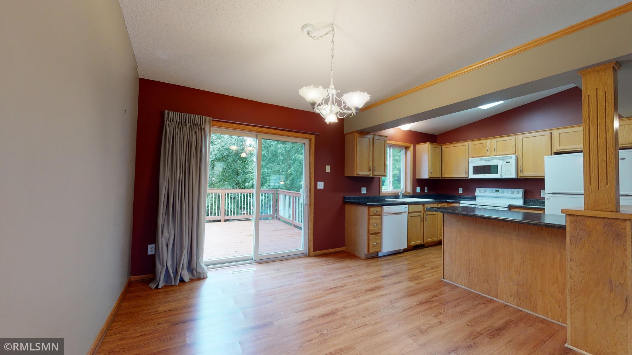 2520 62nd Street Northwest Rochester, MN 55901 - Photo 7 of 32 Gallery Image 7