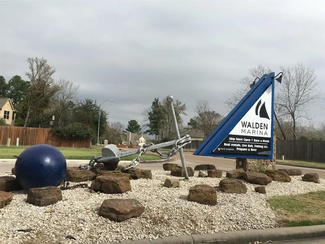 a view of a terrace with sitting area
