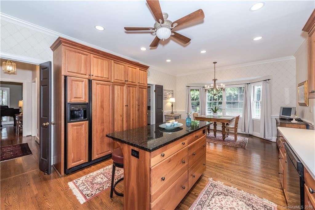 4100 Foxcroft Road Charlotte, NC 28211 - Photo 16 of 36 Gallery Image 16