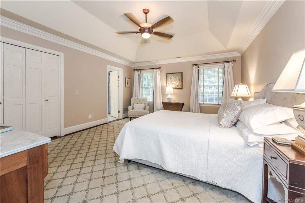4100 Foxcroft Road Charlotte, NC 28211 - Photo 27 of 36 Gallery Image 27