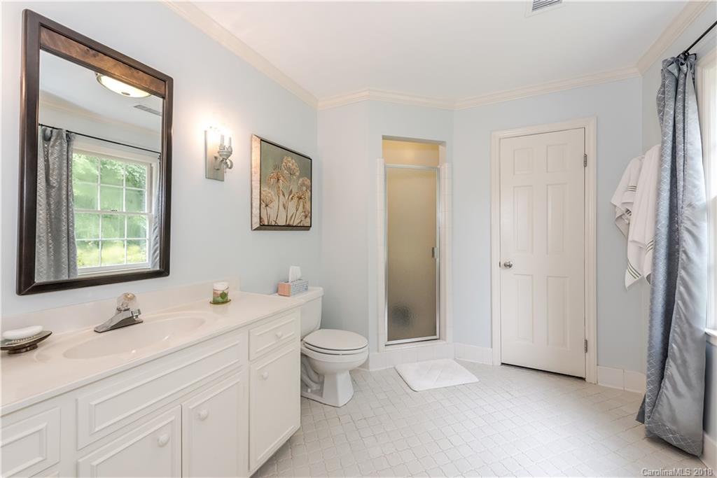 4100 Foxcroft Road Charlotte, NC 28211 - Photo 28 of 36 Gallery Image 28