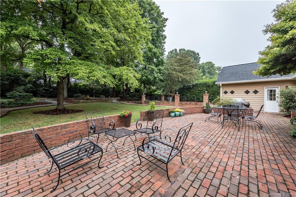 4100 Foxcroft Road Charlotte, NC 28211 - Photo 32 of 36 Gallery Image 32