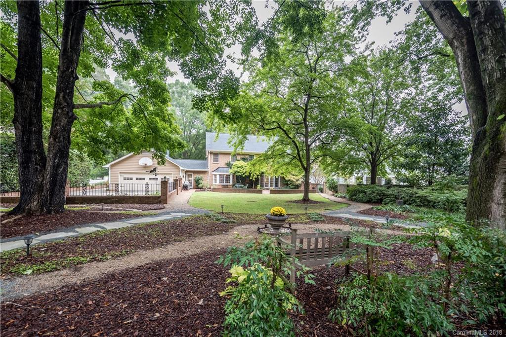 4100 Foxcroft Road Charlotte, NC 28211 - Photo 34 of 36 Gallery Image 34