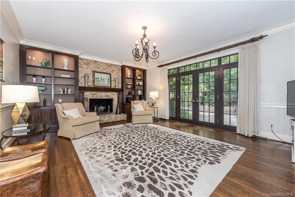 4100 Foxcroft Road Charlotte, NC 28211 - Photo 10 of 36 Gallery Image 10