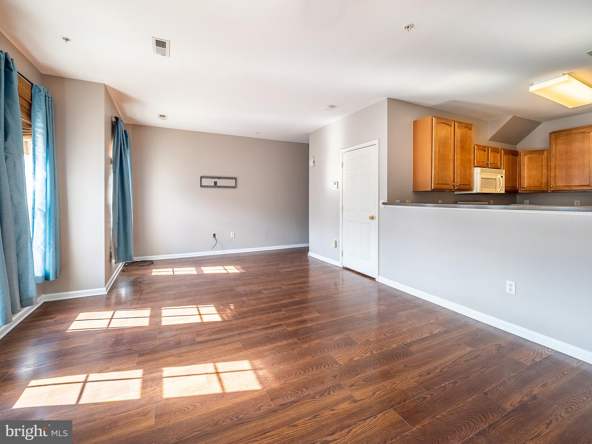 31 Turtle Court Delanco, NJ 08075 - Photo 8 of 34 Gallery Image 8